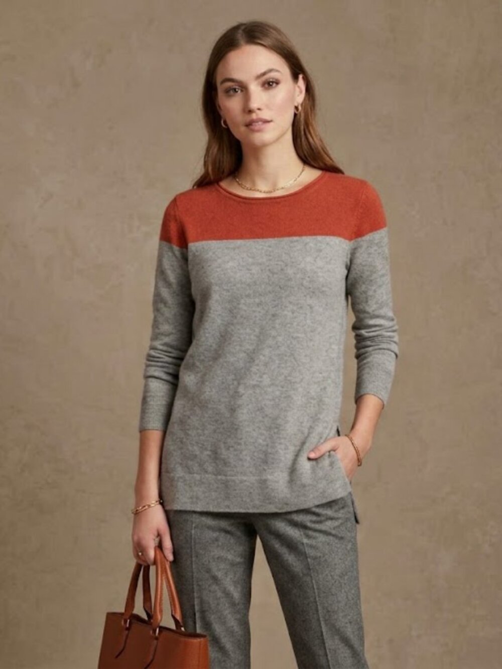 Club Monaco 100%  Cashmere Colorblock Sweater w/ Side Slits - Size M